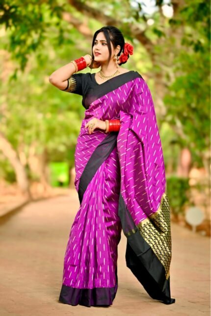Nayika Nayan | Regal Black & Magenta Kanjeevaram Banarasi Silk